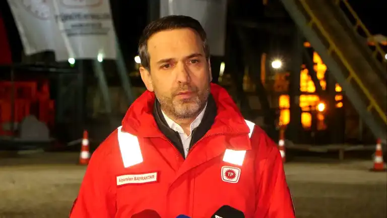 Bayraktar: Azerbaycan'ın Avrupa'ya Gaz İhracatı 2 Katına Çıkacak